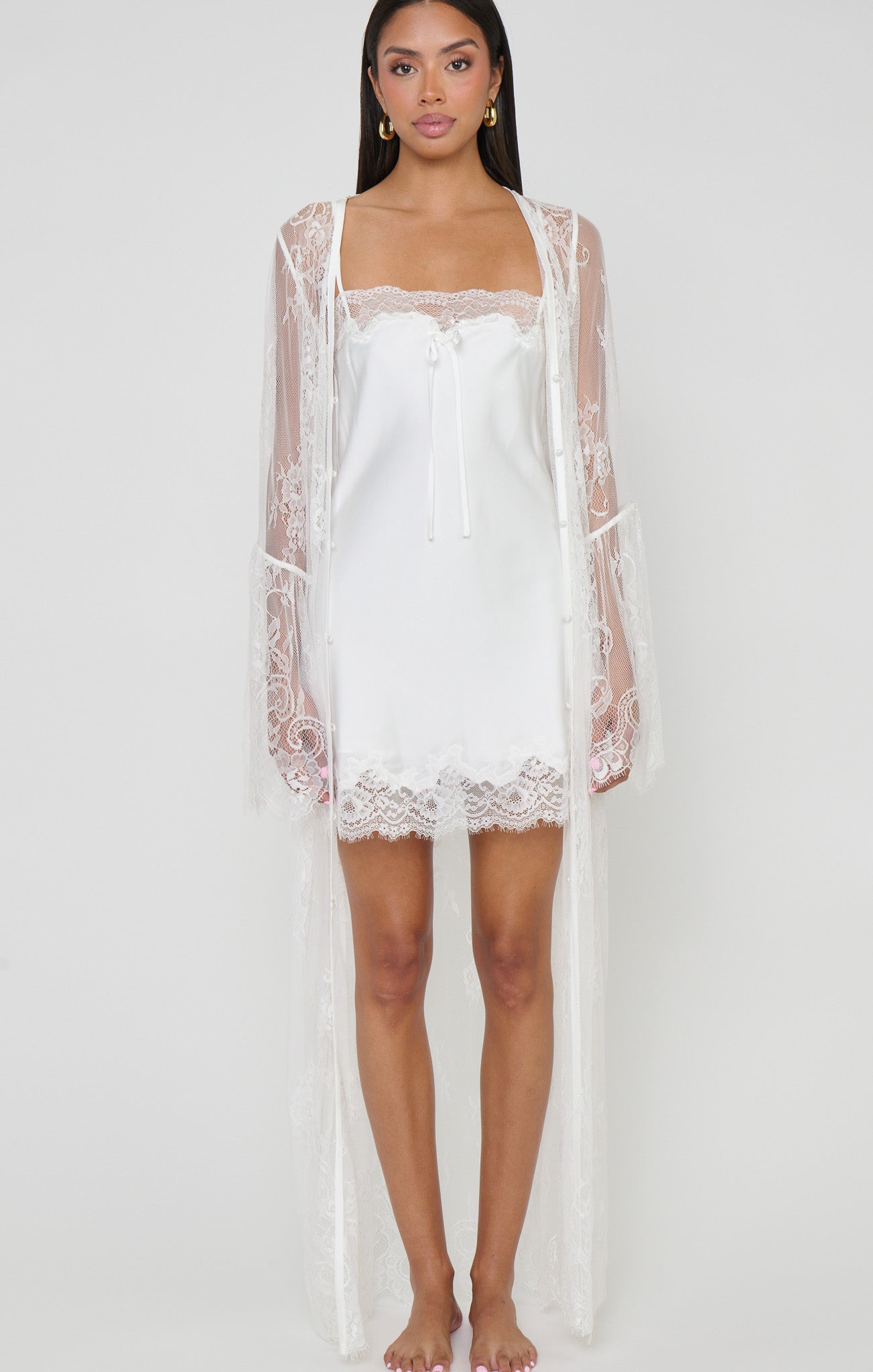 Alana Robe ~ White Lace