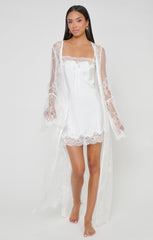 Alana Robe ~ White Lace