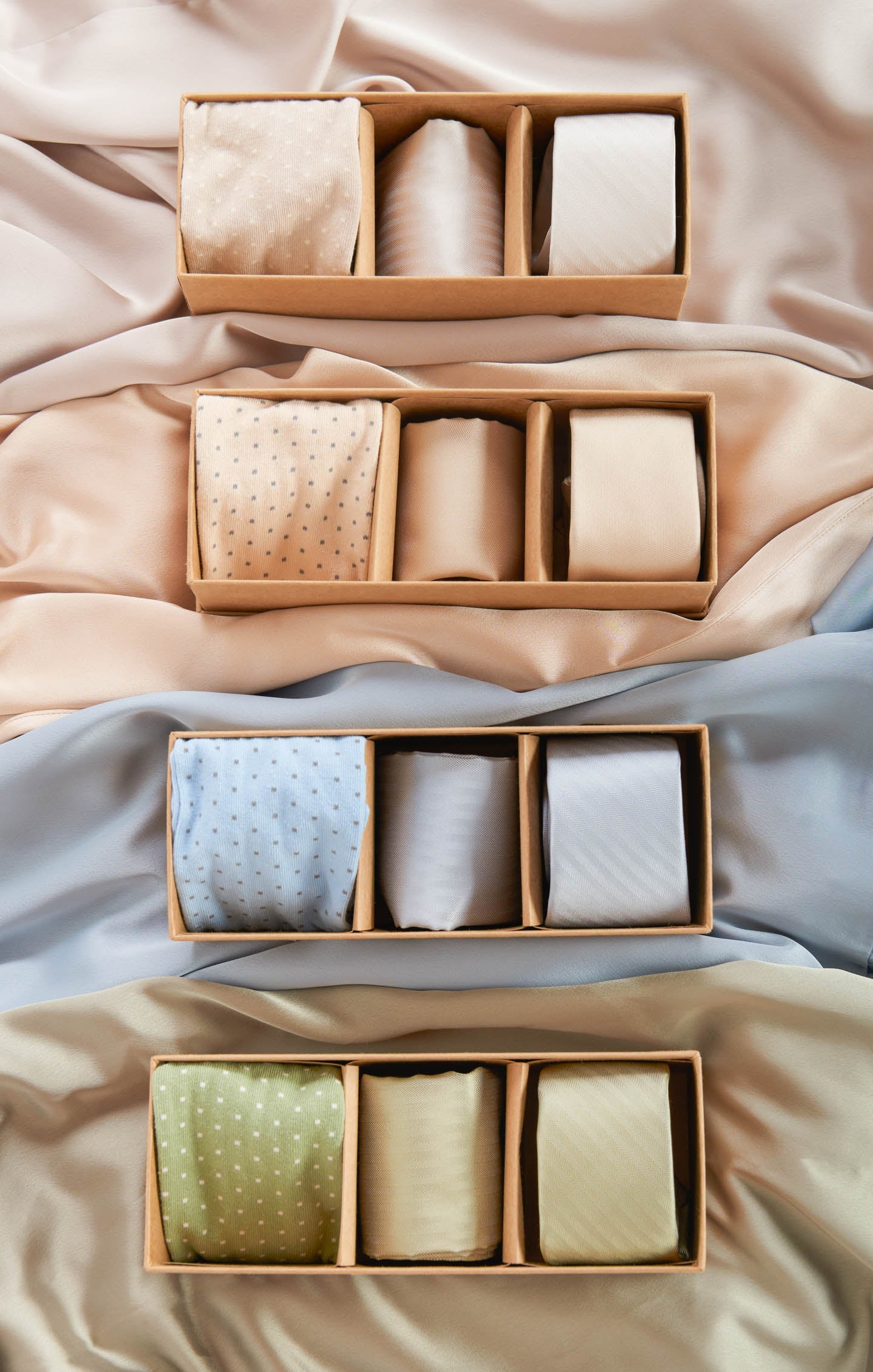 Mumu Weddings x Tie Bar Gift Box ~ Steel Blue Solid